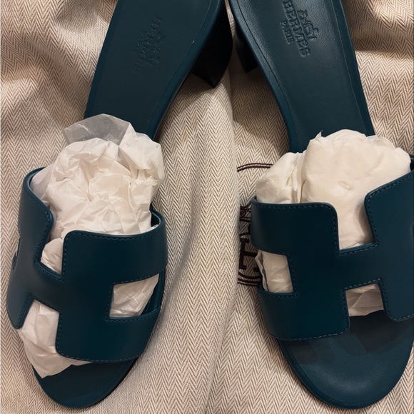 Hermes oasis Blue Slide Sandals - Picture 2 of 3